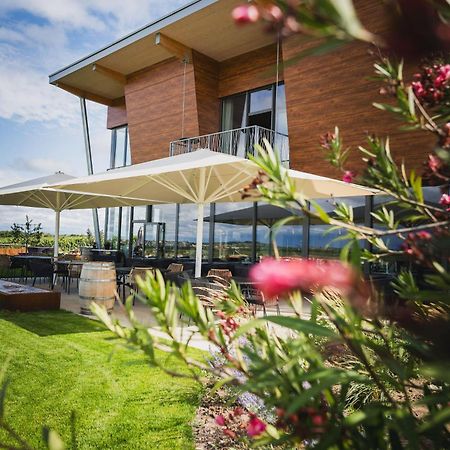 Weinzuhause Hotel-Restaurant-Vinothek Mommenheim ภายนอก รูปภาพ