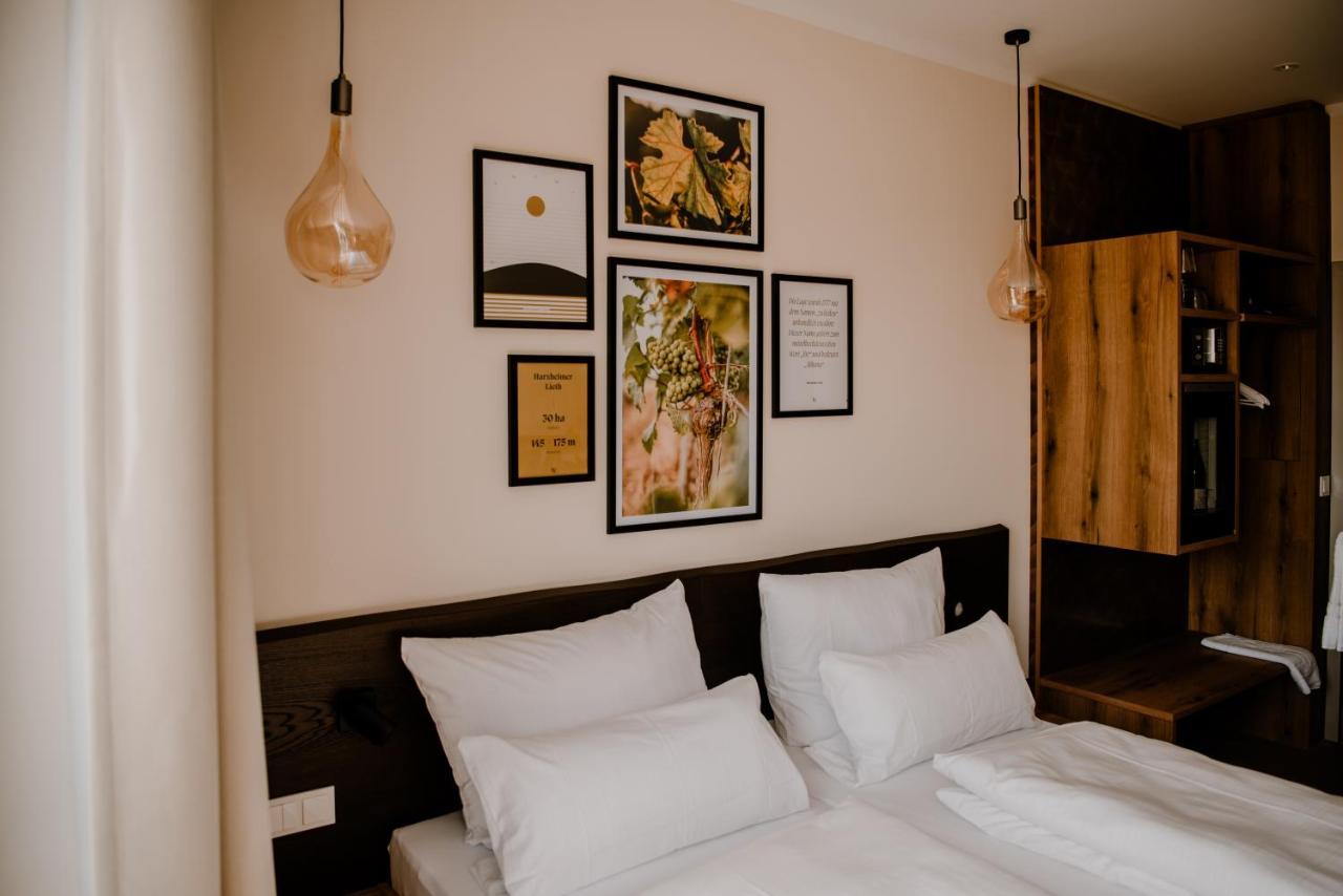 Weinzuhause Hotel-Restaurant-Vinothek Mommenheim ภายนอก รูปภาพ