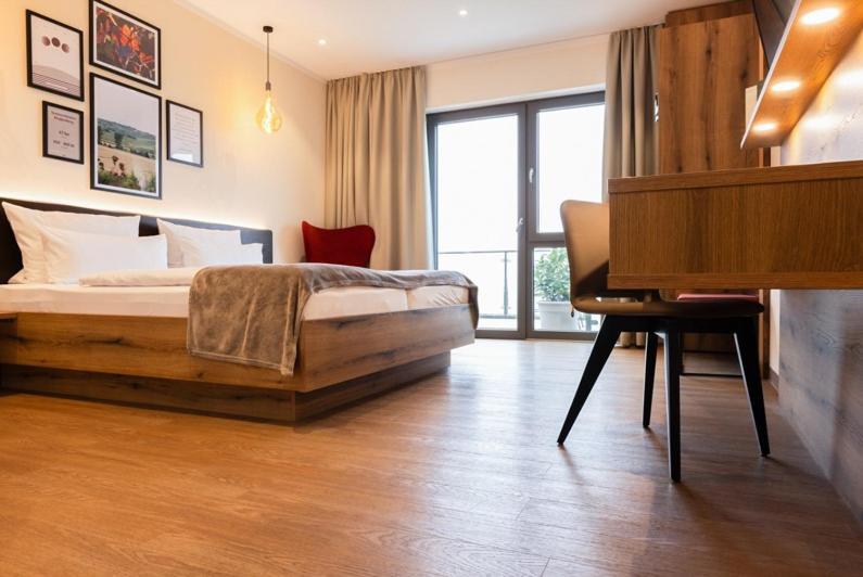 Weinzuhause Hotel-Restaurant-Vinothek Mommenheim ภายนอก รูปภาพ