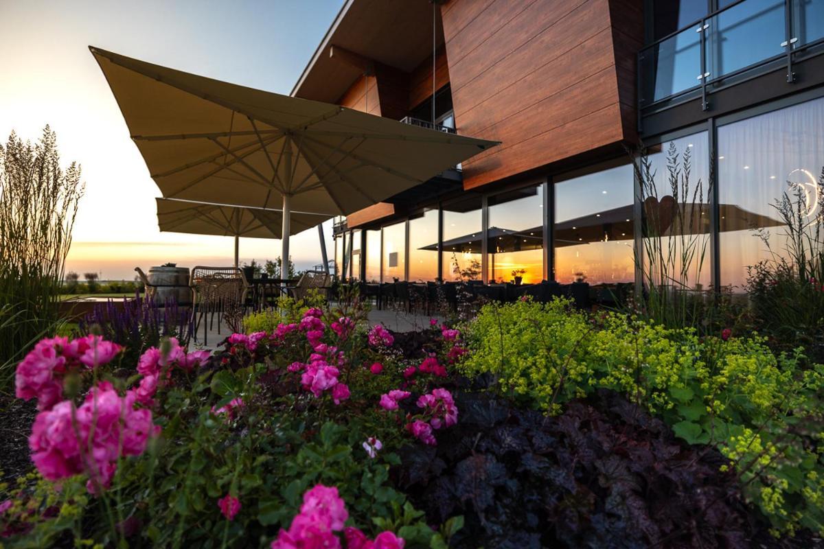 Weinzuhause Hotel-Restaurant-Vinothek Mommenheim ภายนอก รูปภาพ